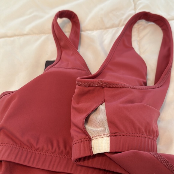 NWT Dragon Fit Sm Sports Bra - Picture 5 of 6